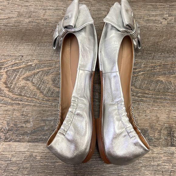 Tory Burch Silver Metallic Leather Ballet Flats Size 8 - Picture 7 of 13